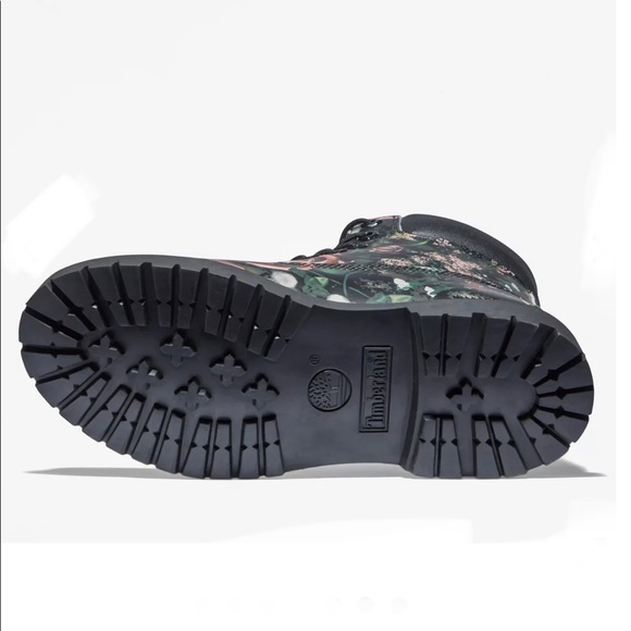 WOMEN'S TIMBERLAND® HERITAGE 6-INCH WATERPROOF BOOTS - Picture 5 of 5